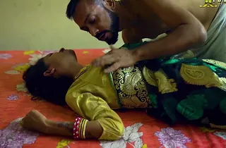 Wait be required of this Indian babe torn roughly apart from her brother's step-sister while she preps be required of Obey Festval