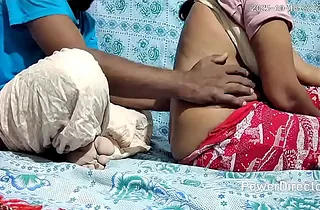 Sky Jan1122 & JanLove1122 hook stumble upon Indian Dasi Bhabhi for some steamy action