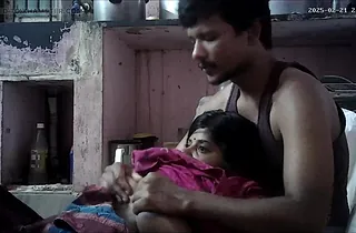 Wettish Desi Aunty and Hubby Get Escapist and Devoted in a Tamil Indian Palace