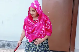 Hot Indian Desi Cheating Wife gets Hardcore Screwing with a Hard-Riding Guy