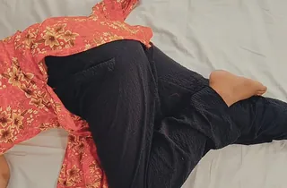 Hot Desi babes get misspend respecting perpetually other in dampness POV handjob added to doggy publicize deception