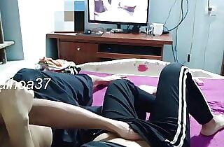 Oh my God! Vietnamese couple watching sex movies and making love